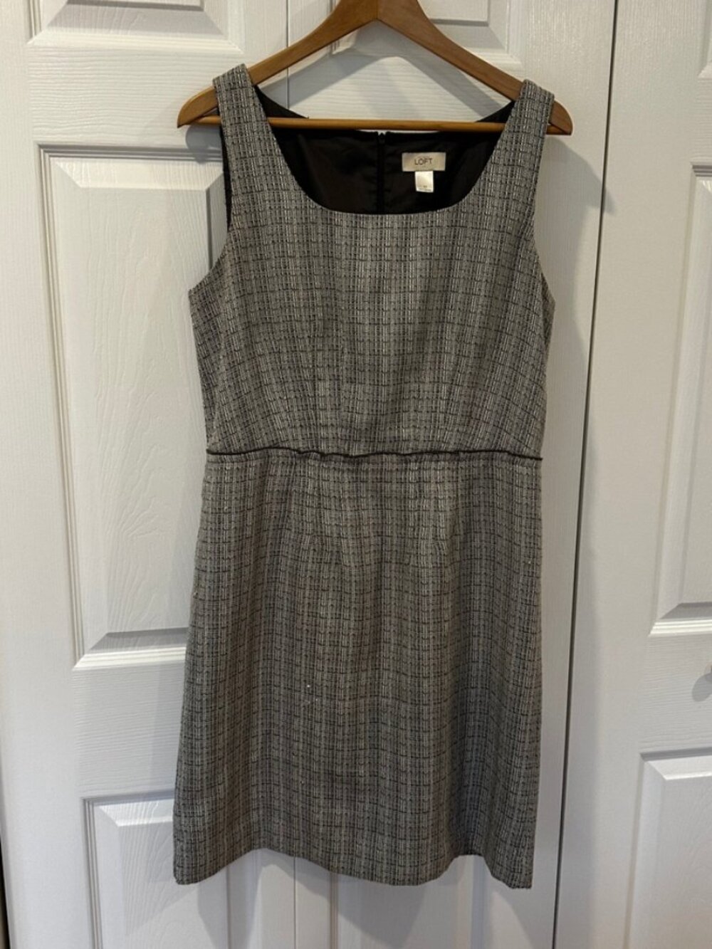 LOFT Grey Tweed Sleeveless Sheath Work Dress Size 10